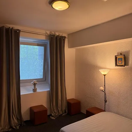 Riverside Apartment *